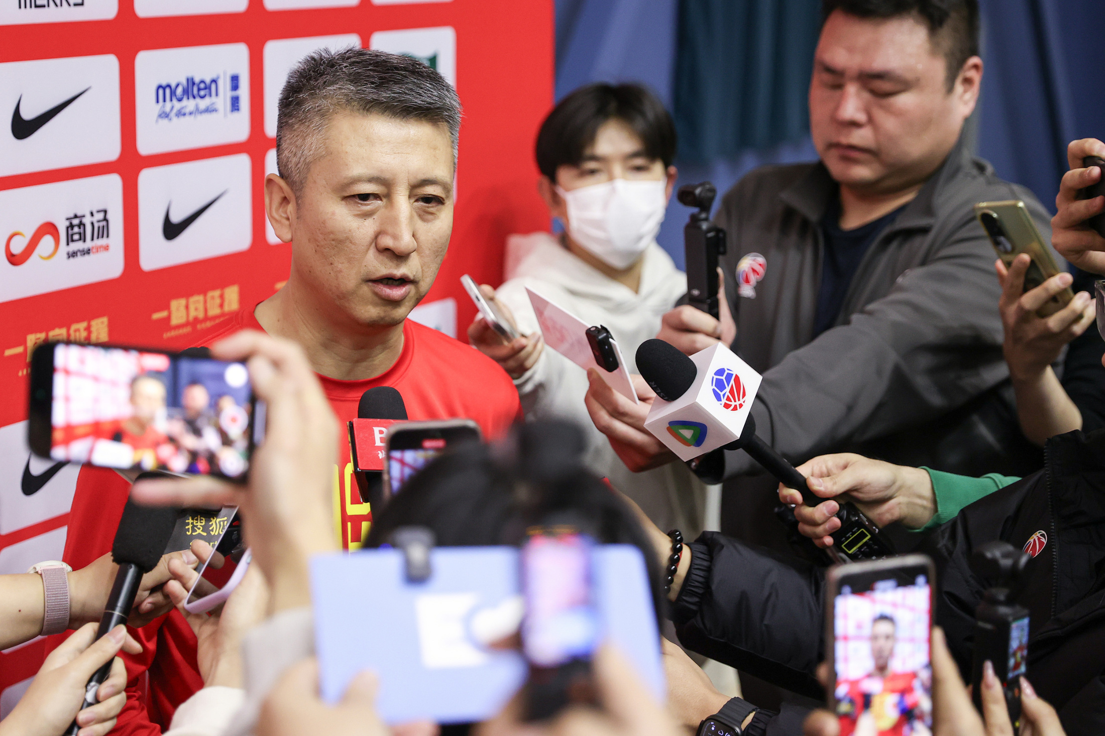 CBA季后赛赛后走向成谜，武汉三镇伤情更新，态度坚定，资深球员宣示担当(cba辽宁队刘雁宇伤情)