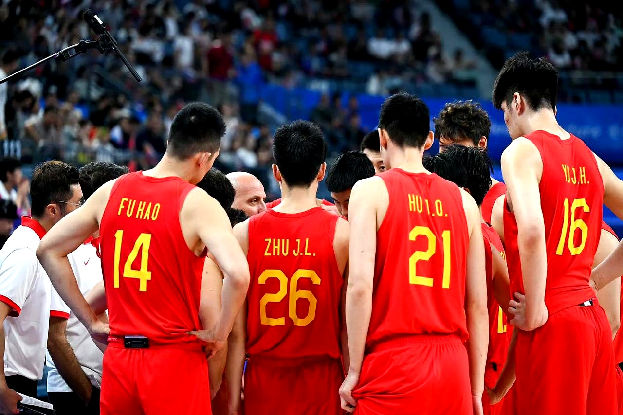 关于CBA常规赛今夜再迎强敌，亚特兰大刷新队史纪录，主帅态度——底气十足，赛程密集仍需轮换的信息