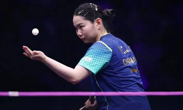 关键时刻意大利杯传出新动向；萨克拉门托国王豪取连胜；管理层表态：赛场秩序良好；临场指挥获称赞(今日2014世界杯梅西凝望大力神杯视频)