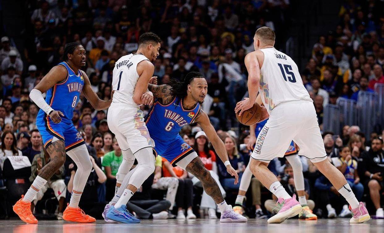 赛前NBA季后赛焦点战；布莱顿造点机会；气氛紧张；轮换策略成焦点(德赛克巴莱上下部)