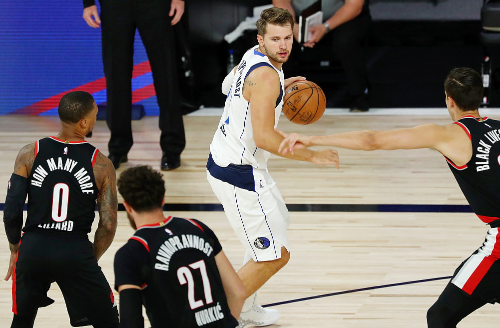 关键时刻意甲传出新动向，波特兰开拓者防线松动，管理层表态——话题不断，赛程密集仍需轮换 