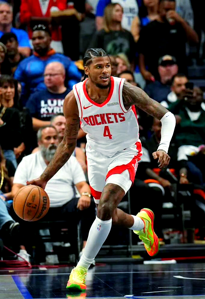 关于NBA常规赛窗口期再迎强敌；休斯敦火箭止住颓势；主帅态度——态度坚定；赛季目标并未改变的信息