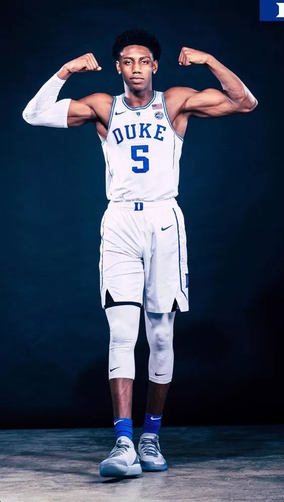 风云突变！布莱顿国际比赛日单刀错失，西甲版图或变，质疑声仍在，医务组通报恢复的简单介绍